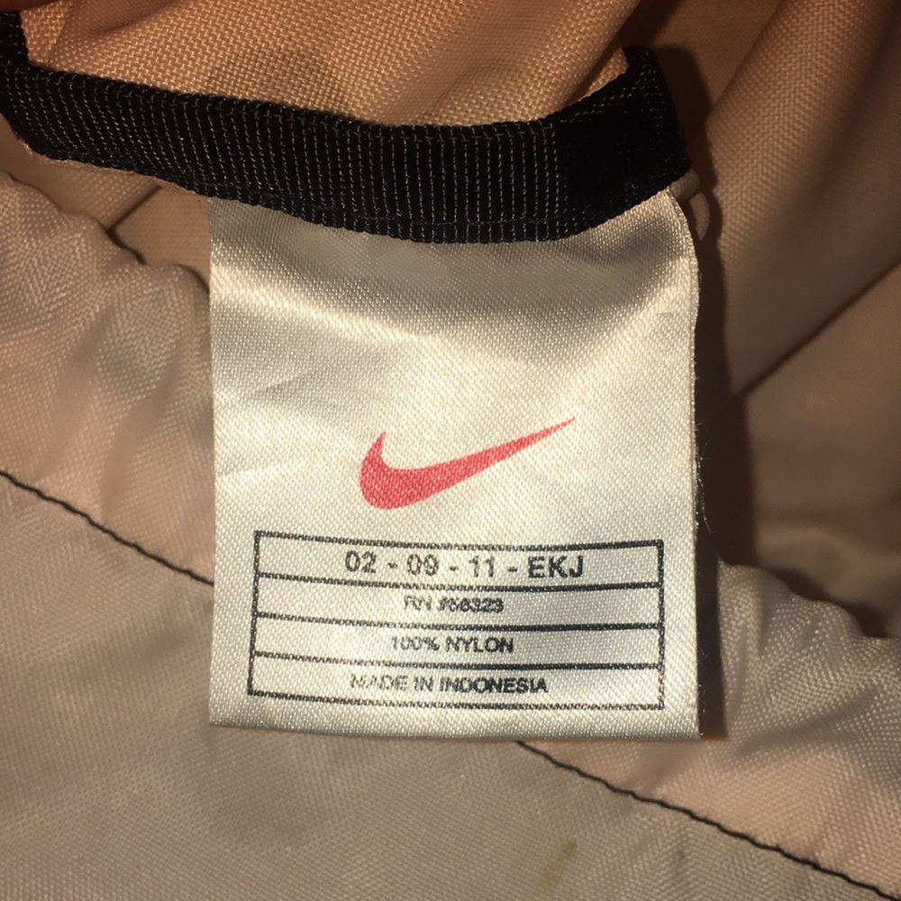 Nike Draw String Bag - Picture 2 of 5